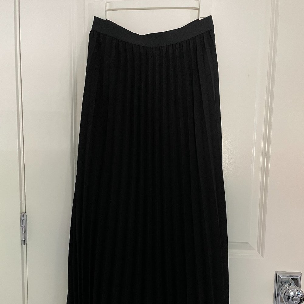 A New Day XS pleated black skirt